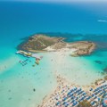 Nekad najpopularnije ostrvo za letovanje prazno: Hotelijeri i ugostitelji se hvataju za glavu jer turisti neće da dođu