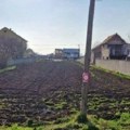 Evo koliko košta 7,5 ari placa u Novim Banovcima: Na placu oranje, a od cene da te zaboli glava