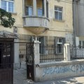 Prve slike i snimci sa mesta požara na Vračaru: Vlasnik stana pronađen u kupatilu, sumnja se da je ovo uzrok