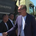 Vučić obišao radove na putu Sjenica – Ivanjica