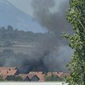 Požar u naselju Oskoruša: Izgorelo više polovnih automobila