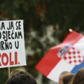 Zagreb ponovo ustao; Protest ispred škole u kojoj su izbodeni učenik i spremačica FOTO