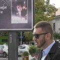 (Video): Nikola ne može da preboli bivšu, ceo grad osvanuo s njihovim slikama po bilbordima: "Voleo bih da se javi, da mi…