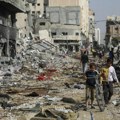 Strahota u Gazi: Šire se zaraze, bolesti se prenose vodom