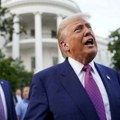 Pokret ‘Make America great again’ upozorio Trumpa: Sad je u nemogućoj poziciji!