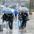 Sidnej pod udarom "ciklonske bombe": Hiljade bez struje, haos u saobraćaju i evakuacije