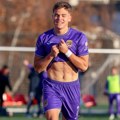 Šou Veljka Vukojevića: Pogledajte kako je fudbaler Grafičara sa tri gola uništio Radnički iz Niša (video)