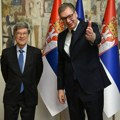 Vučić sa Džefrijem Saksom o predstojećim dešavanjima u svetu