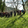 Dobrotvorna šetnja Fruškom gorom za štićenike koviljske zajednice "Zemlja živih"