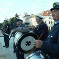 Čačane i ovog prvog maja probudili zvuci trube: tradicija duža od sedam decenija