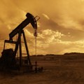Cijena nafte porasla za više od 1% nakon što su Amerikanci ponovo napali Irak
