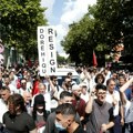 U Tirani uhapšeno 16 osoba posle protesta, suspendovano pet policajaca
