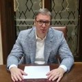 „Bio sam u Predsedništvu. Imam nešto da kažem“: Vučić se obratio posle protesta na Andrićevom vencu VIDEO