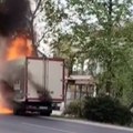 Zapalio se kamion sa plinskim bocama Drama na auto-putu kod Kragujevca!