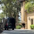 Tragedija u Americi! Dugogodišnji agent zvezde Denvera ispao iz golf vozila i preminuo!