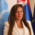 Novčana pomoć socijalno ugroženim porodicama za decu od prvog do osmog razreda Podrška za 2.000 osnovaca