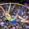Armand Duplantis, čovek koji je 14. puta oborio svetski rekord u skoku s motkom
