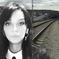 Trenutak nepažnje troje dece ostavio bez majke i zavio porodicu u crno: Stručnjak o tragičnoj smrti Sanje (30) na pruzi u…