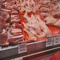 Svinjari zabrinuti: Da li se svinjsko meso iz uvoza odmrzava i šalje u prodaju kao sveže meso?
