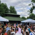 ŠKOLICA IZAZOV DANAS NA GRADSKOJ PLAŽI: Mališani nastavljaju sportsku avanturu u Sremskoj Mitrovici