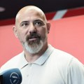 Dejan Stanković se obraća javnosti! Crvena zvezda ide u Mađarsku na megdan Hapoelu, šef stručnog štaba izlazi pred novinare!…