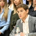 Brnabić: Srbiji su potrebni stabilnost i razvoj, a ne biciklistički izazovi