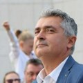 Kandidatkinja za Kongres tvrdi da je silovana dok je popravljala predizborni plakat