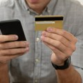 Na SMS-prevare sa platnim karticama nasele stotine u Srbiji
