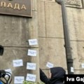 Protest roditelja dece ubijene u školi u Beogradu, traže Memorijalni centar