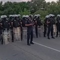Protest građana Požege: Policija čuva narodno veselje na kojem je i predsednik Vučić (video)
