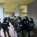 Lokalne velmože će se braniti do poslednje kapi tuđe krvi, a onda se ponuditi novoj vlasti