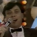 (Video) Brojni hitovi ostaju da žive Halid Bešlić iza sebe ostavio muziku koja će se još dugo slušati i pevati