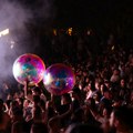 Remix your summer: Ovo leto može da ima potpuno novi ritam: Pred vama je serijal žurki koje donose jedistven spoj dizajna…