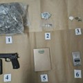 Dvojica mladića uhapšena u Pančevu, policija zaplenila više od 700 grama marihuane, kokain i hašiš