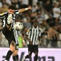 Da li je ovo promašaj sezone? Fudbaler Partizana se obrukao u Surdulici (video)