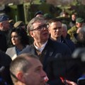 "Svi hoće trojku da kupe, niko ne želi prvu verziju" Vučić: Svi žele poslednju verziju oklopnog vozila "Lazara 3M"