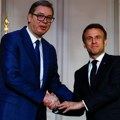 Srbija i Francuska: Makron i Vučić složno i srdačno o ekonomiji i emocijama, oprečno o Kosovu, posle i o avionima i o Luju…