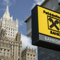 Amerika upozorila Rajfajzen banku da joj zbog Rusije može biti ograničen pristup sistemu dolara