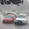 Kataklizma u nikšiću: Prvo se zatresao, a onda je stigao potop: Jako nevreme pogodilo grad