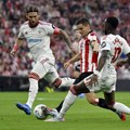 Atletik bilbao upisao tri boda: Nemanja Gudelj započeo utakmicu kao kapiten Sevilje