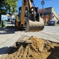 Настављени радови на враћању раскопаних улица у првобитно стање (ФОТО)
