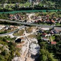 "Poplava bola: I sećanja“: Meštani Donje Jablanice godinu dana nakon katastrofe pričaju svoje priče! (foto)