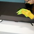 Prestanite da pravite istu grešku: Ovo je jedini način da pravilno očistite ekran televizora