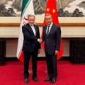 "Prihvatićemo samo pravedan i sveobuhvatan sporazum s Amerikom"! Šef iranske diplomatije Aragči u Pekingu, Kinu opisao kao…
