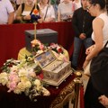 SPC: Pojasu Presvete Bogorodice se poklonilo više od 800.000 osoba, sutra ga ispraćamo iz Hrama