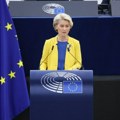 Von der Leyen s danom zakašnjenja: Prizori s jučerašnjeg sprovoda Ratka Mladića bili su šokantni
