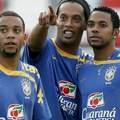 Ronaldinju preti zatvor?! Čuveni brazilski fudbaler "ojadio" poslovne partnere za brutalnu svotu novca