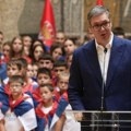 Vučić sa mladim sportistima, učesnicima kampa „Srbija te zove“