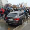 FOTO i VIDEO: Novi Sad zastao i ovog petka, zabeleženo nekoliko incidenata