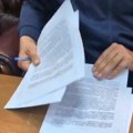 SRCE: Skandal u Vranju na izborima za MZ, tokom noći i jutra smenjivani kontrolori i oduziman materijal
